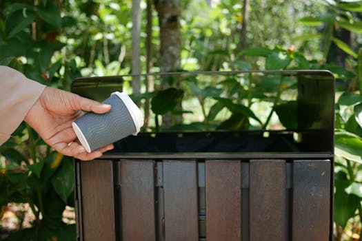 image of a compost bin